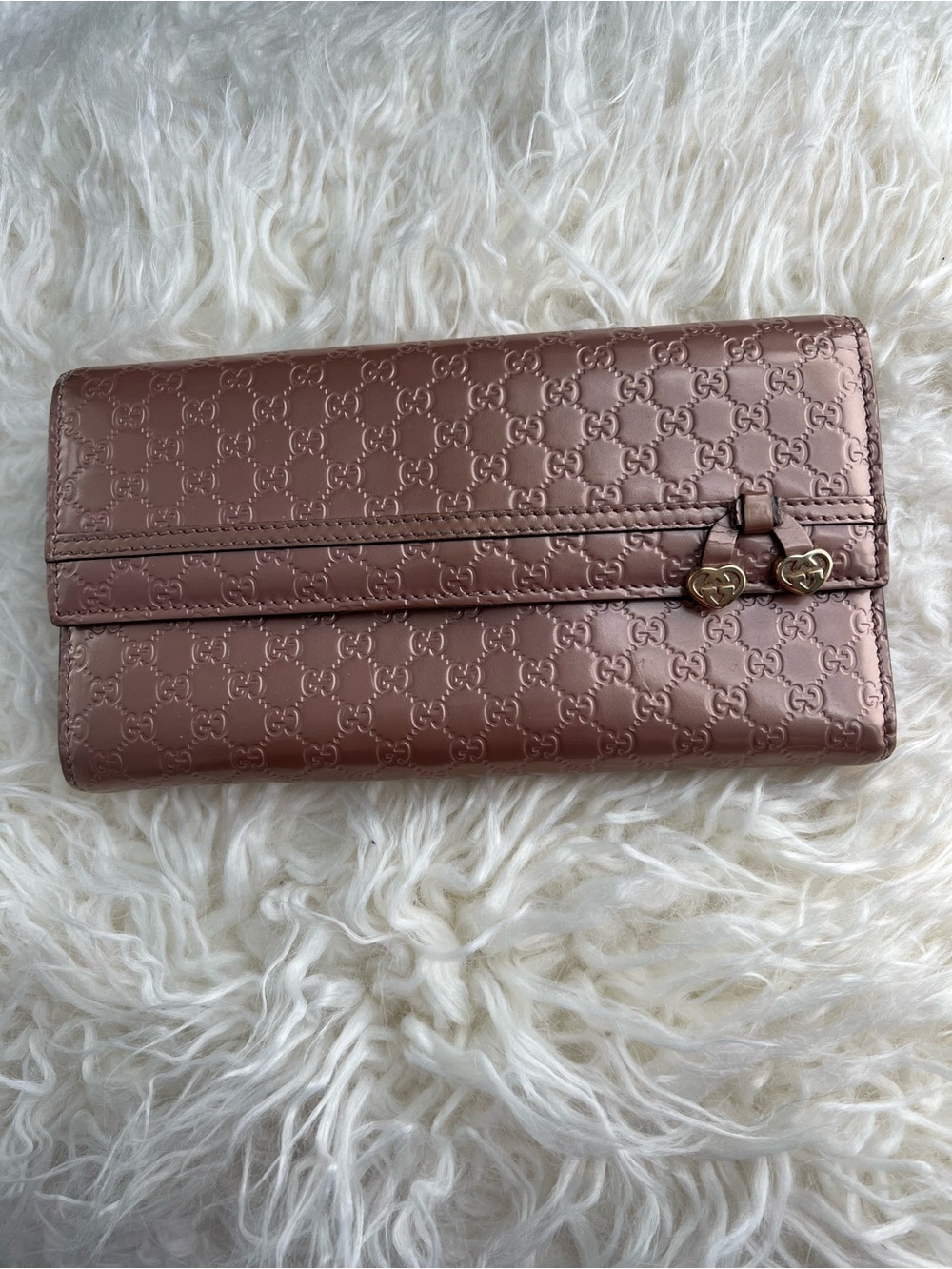 Gucci Rose Gold Microguccissima
Patent Leather Long Wallet